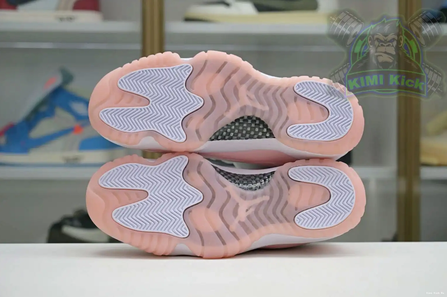 Kimikick Jordan Air Jordan 11 Low WMNS 0523